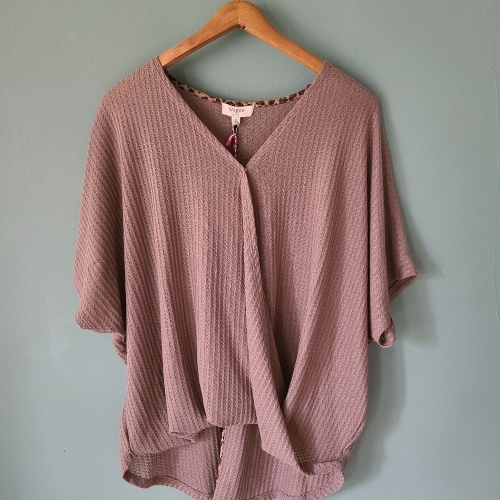 Umgee Taupe Oversized Top Size Small